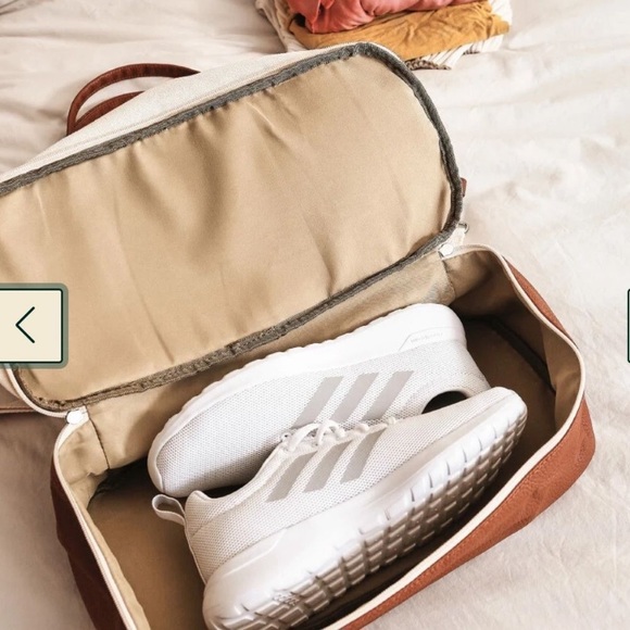 GRAF LANTZ Carry-On Travel Weekender - Picture 6 of 7